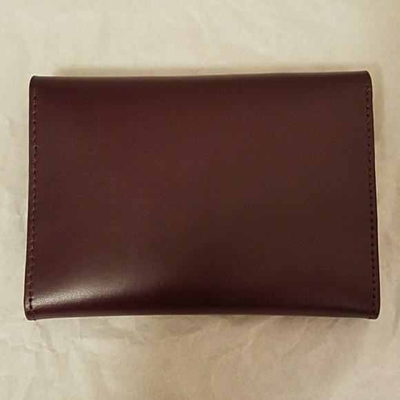 Kate Spade - Picture 2 of 4